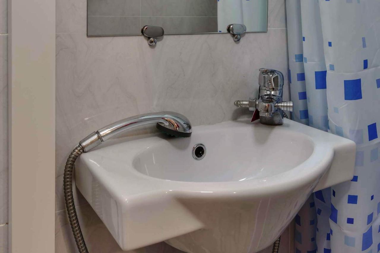 Yourhouse На Розыбакиева Утепова Недалеко От Меги Αλμάτι Εξωτερικό φωτογραφία