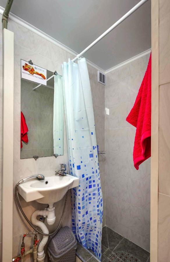 Yourhouse На Розыбакиева Утепова Недалеко От Меги Αλμάτι Εξωτερικό φωτογραφία