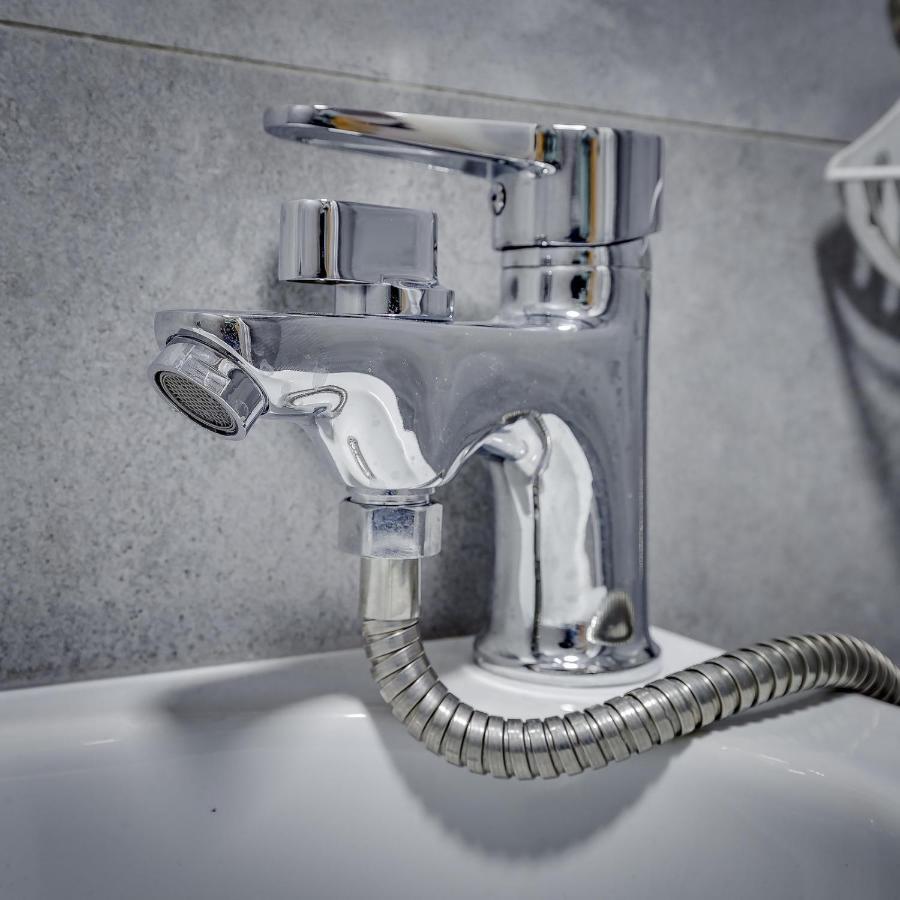 Yourhouse На Розыбакиева Утепова Недалеко От Меги Αλμάτι Εξωτερικό φωτογραφία